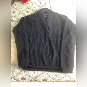 C by Bloomingdale’s 100% 2 ply Cashmere